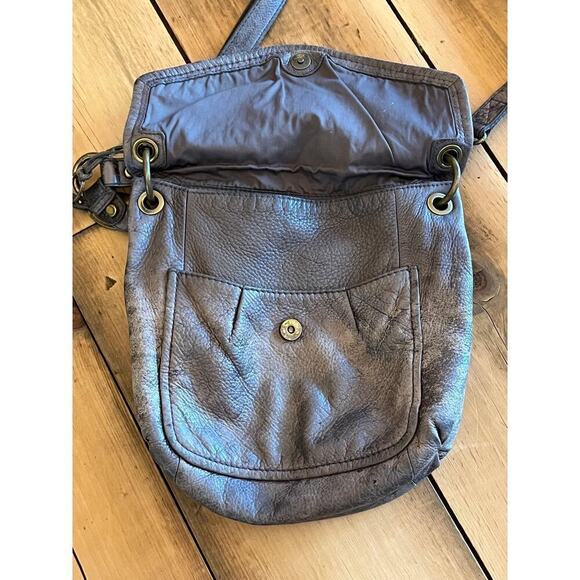 Fossil Long Live Vintage Grey Double Strap distressed crossbody bag.Soft Leather - Picture 4 of 9